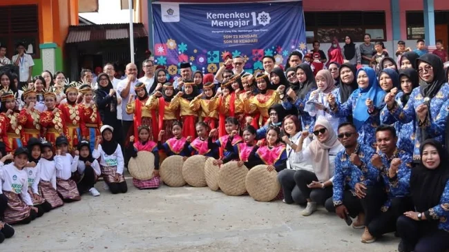 Bea Cukai Kendari Berikan Literasi Keuangan di Kemenkeu Mengajar 10