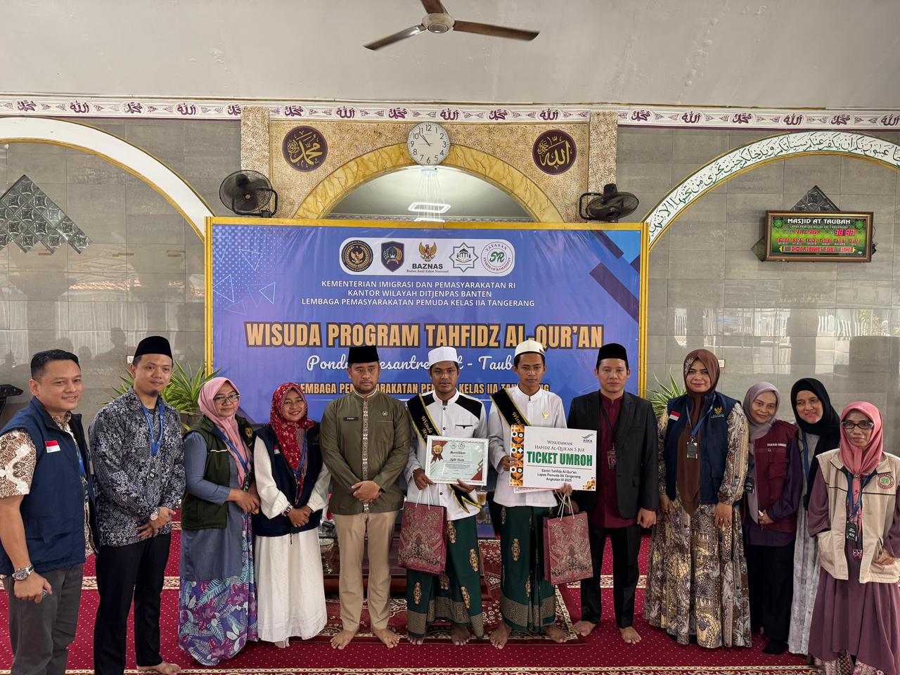 Santri Warga Binaan Pondok Pesantren At-Taubah Lapas Pemuda Tangerang Wisuda Tahfidz