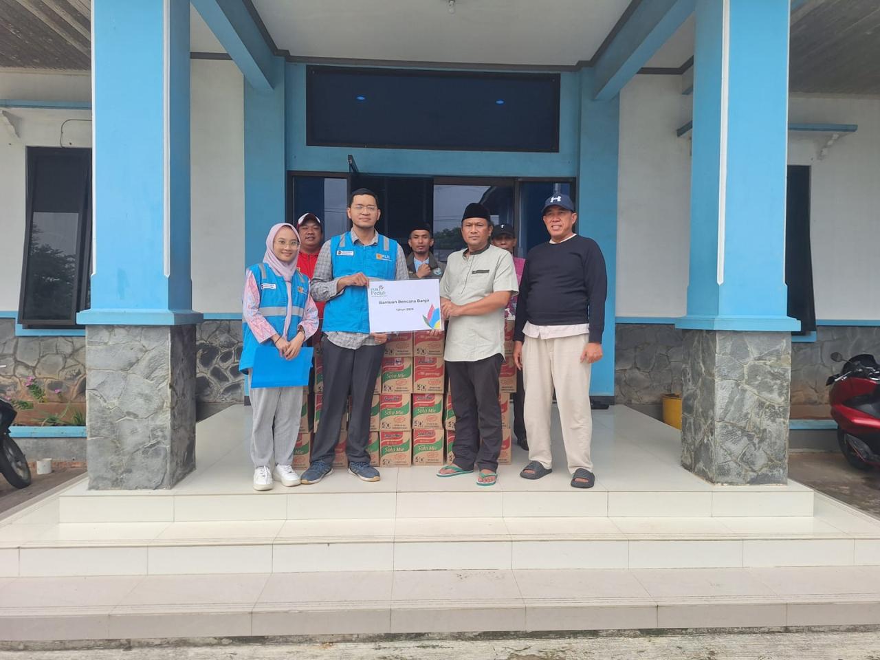 Lebih Dari Sepekan, PLN Nusantara Power UP Muara Tawar Terus Distribusikan Bantuan Penanganan Bencana Banjir