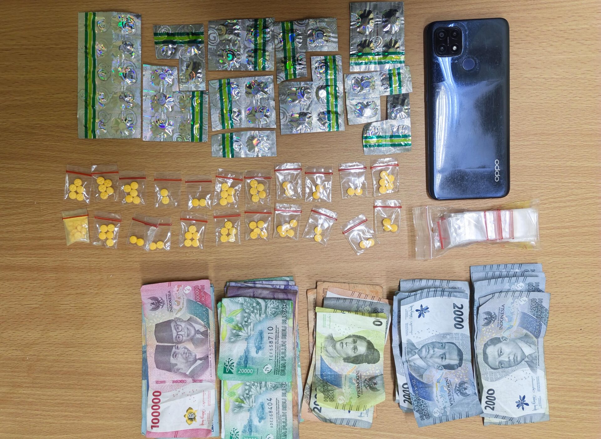 Tak Ada Ampun! Pengedar Obat Keras Ilegal di Babelan Digulung, Polisi Tegaskan Perang Tanpa Ruang bagi Pelaku