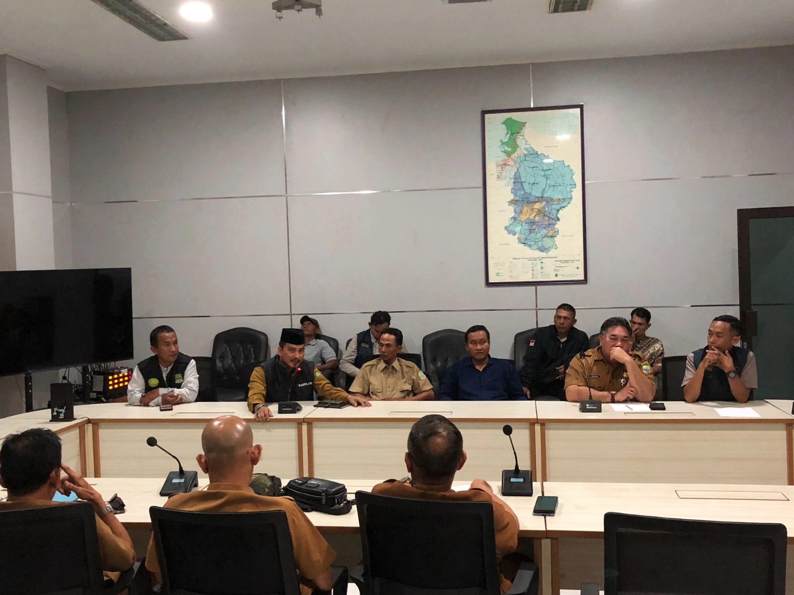 Warga Vila Indah Pulo Timaha Babelan Menagih Titik Terang Solusi Banjir