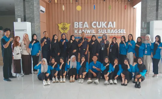 Bea Cukai Sulbagsel Perkuat Literasi Kepabeanan Mahasiswa Politeknik Bosowa