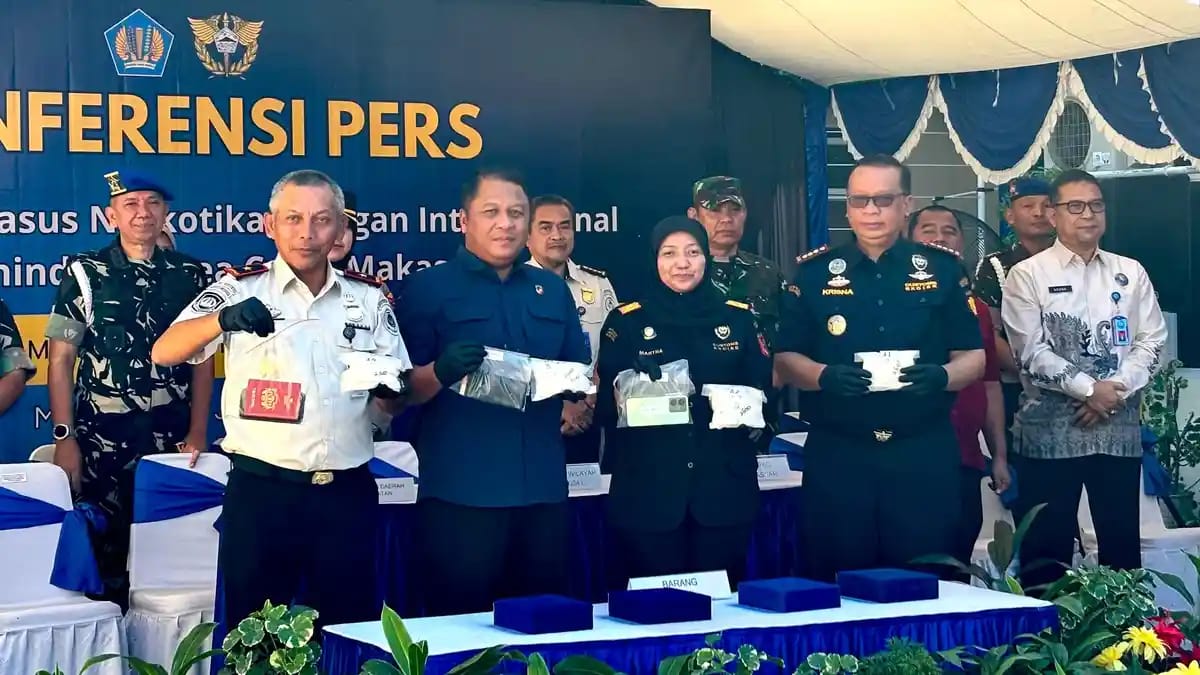 Sinergi Bea Cukai dan Polda Sulsel Putus Jalur Peredaran Sabu Internasional, Tiga Pelaku Diamankan