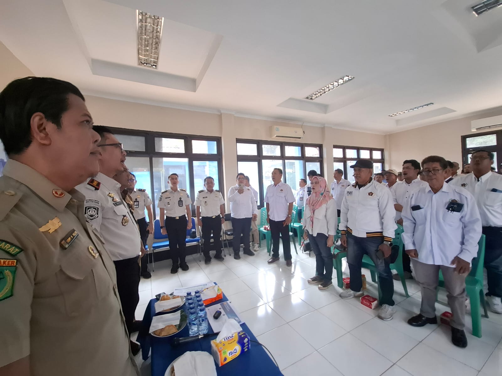 PWI Bekasi Raya Gelar Dialog Interaktif, Bedah Sinergi Pengawasan Orang Asing Di Bekasi